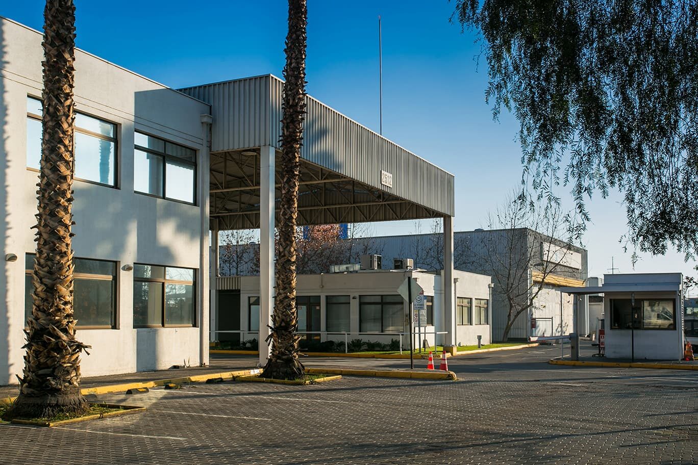 Nave logística en Megacentro Costanera